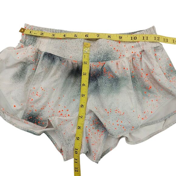 Lululemon Shorts Womens 8 Gray Hotty Low Rise 2.5" Reflective Lined Running Gym - Picture 9 of 12